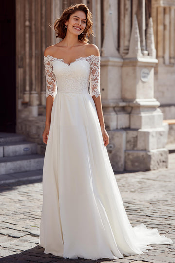 Robe de mariée en mousseline de soie blanche A-line Off the Shoulder Sweep Train avec dentelle